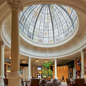 https://threadneedles-autograph-collection.cambridgehotelsuk.com